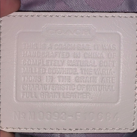 Light purple coach purse - Picture 3 of 3